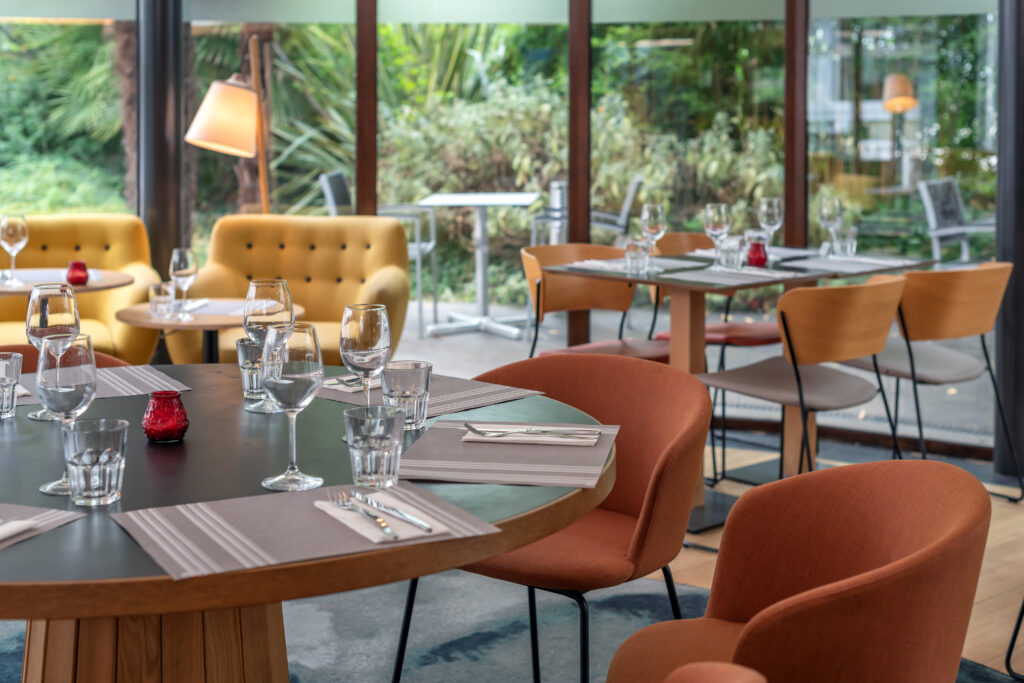 Bar Hôtel DoubleTree Paris Bougival