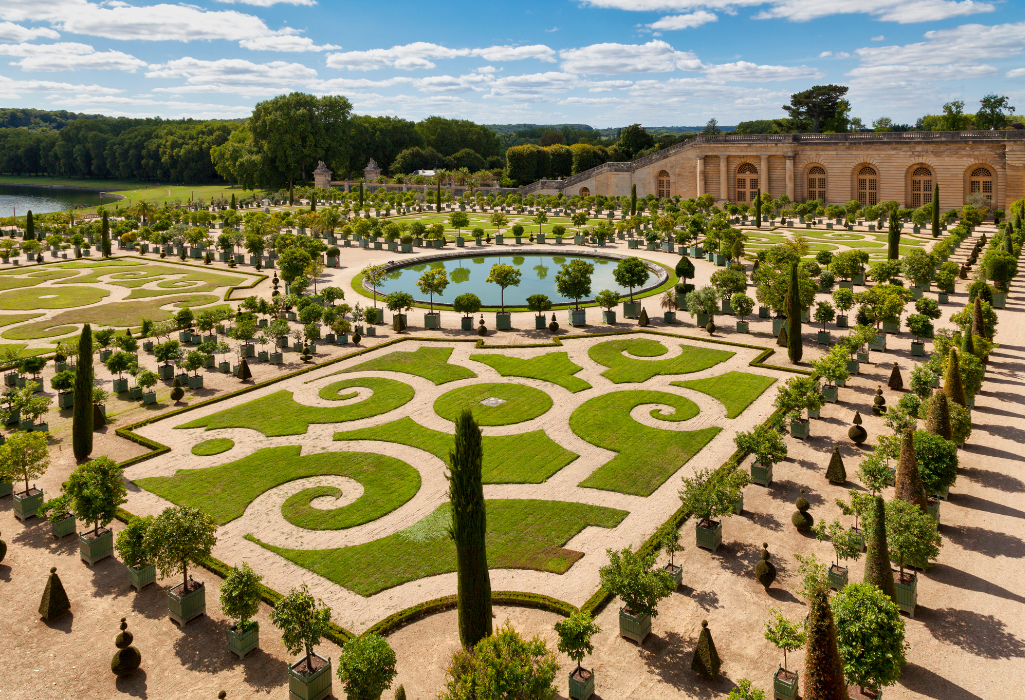 Hôtel DoubleTree à Bougival : votre porte d’entrée vers les sites culturels de Versailles et Paris pour un team building